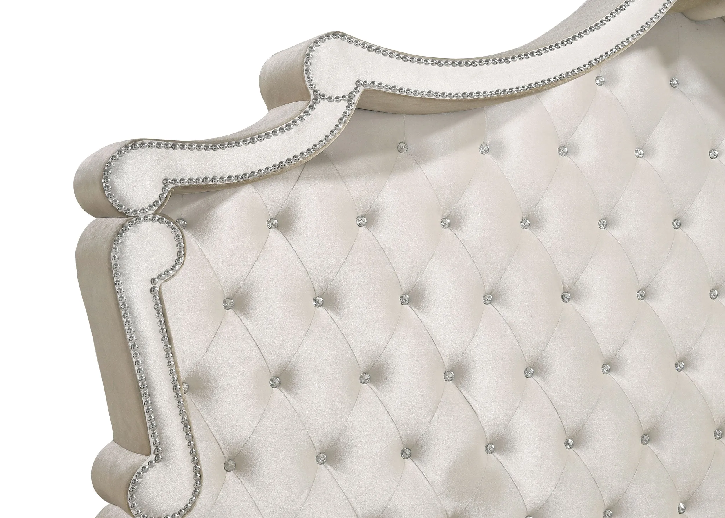 Antonella 5-piece Eastern King Bedroom Set Ivory