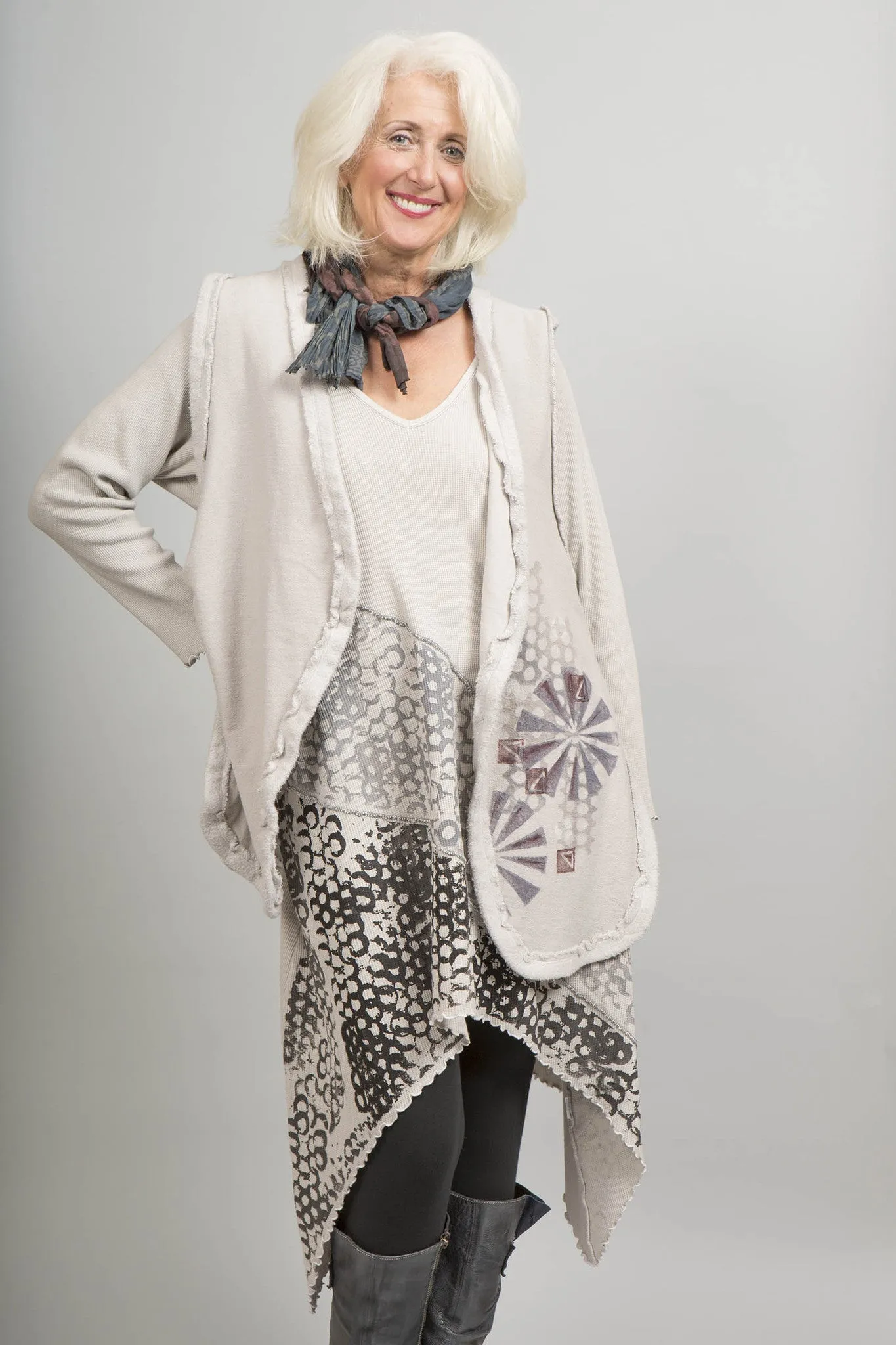 Autonomy Vest Printed-Blue Fish Clothing