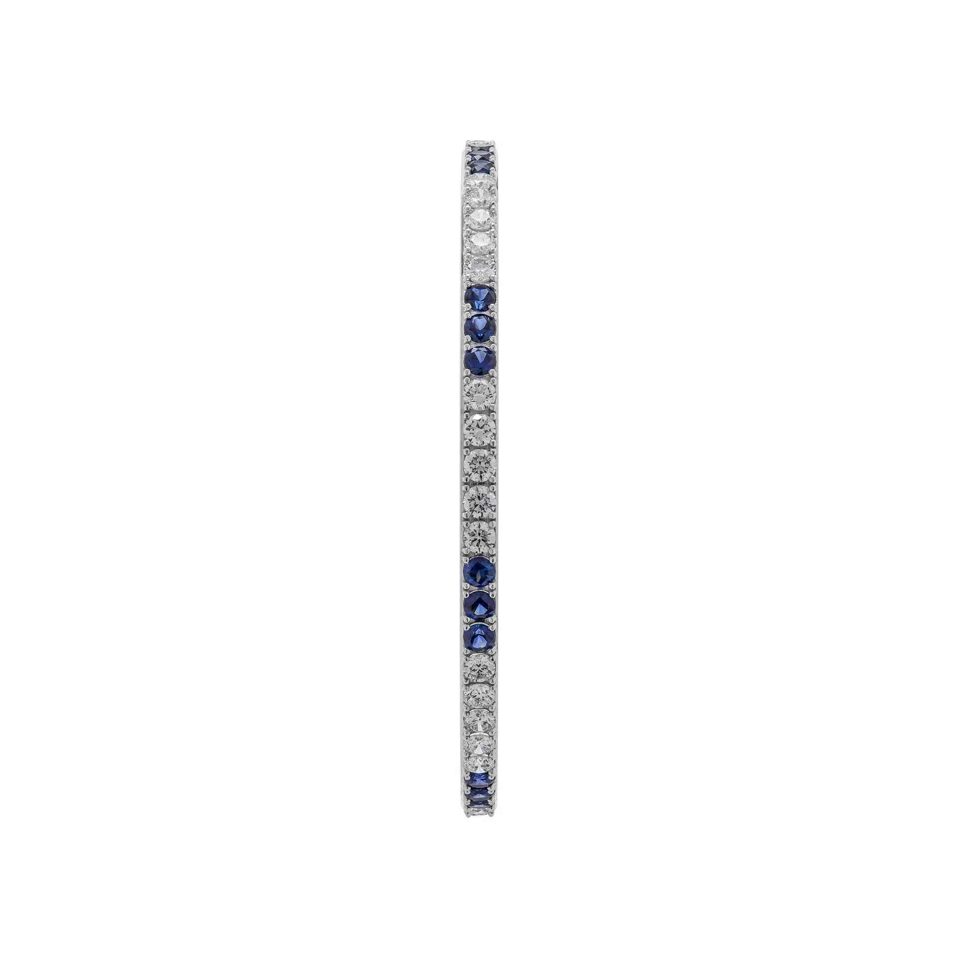 Bangle Bracelet in 14 K White Gold 7.51ct