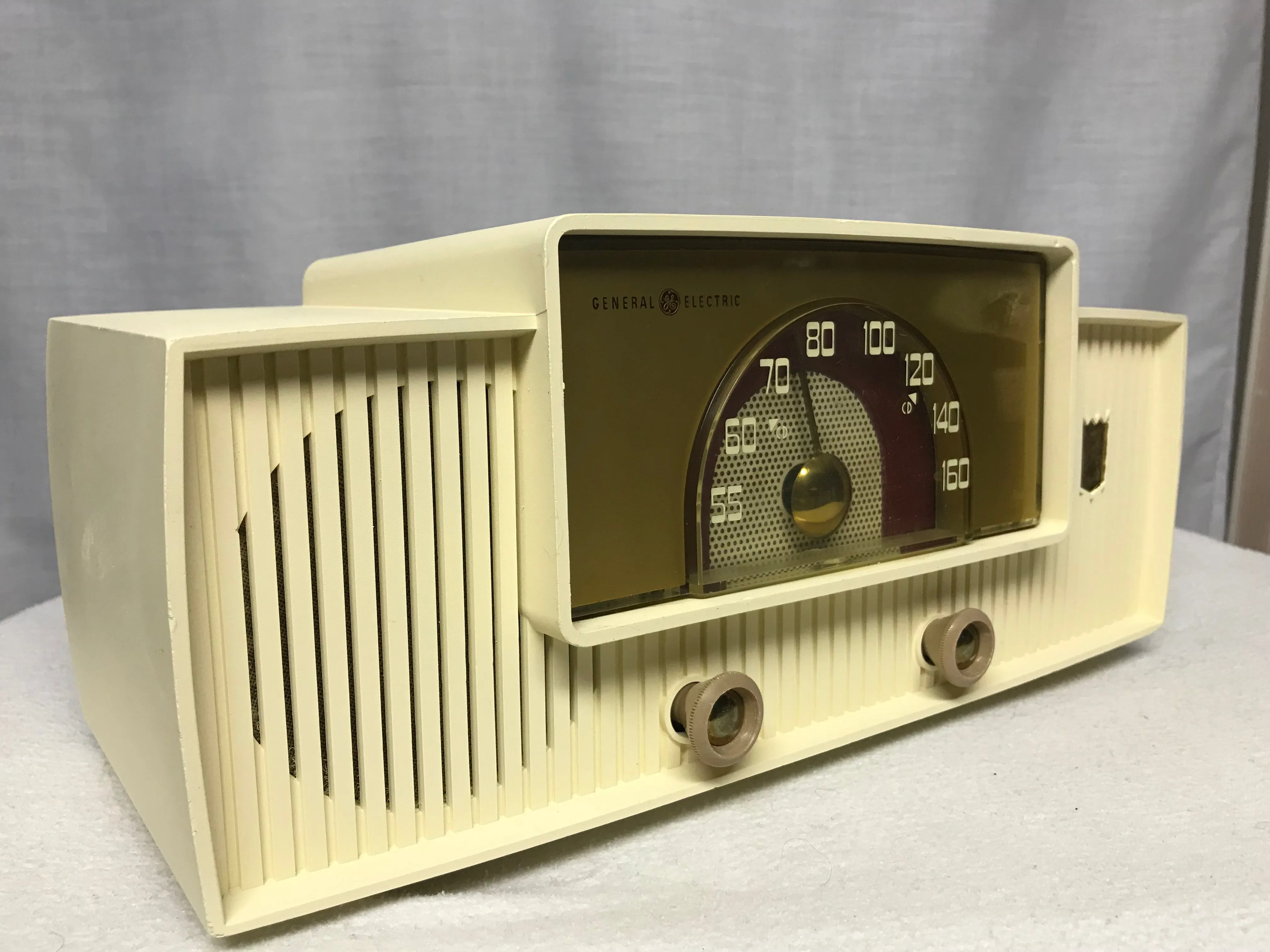 General Electric 428 Tube Radio With Bluetooth input.