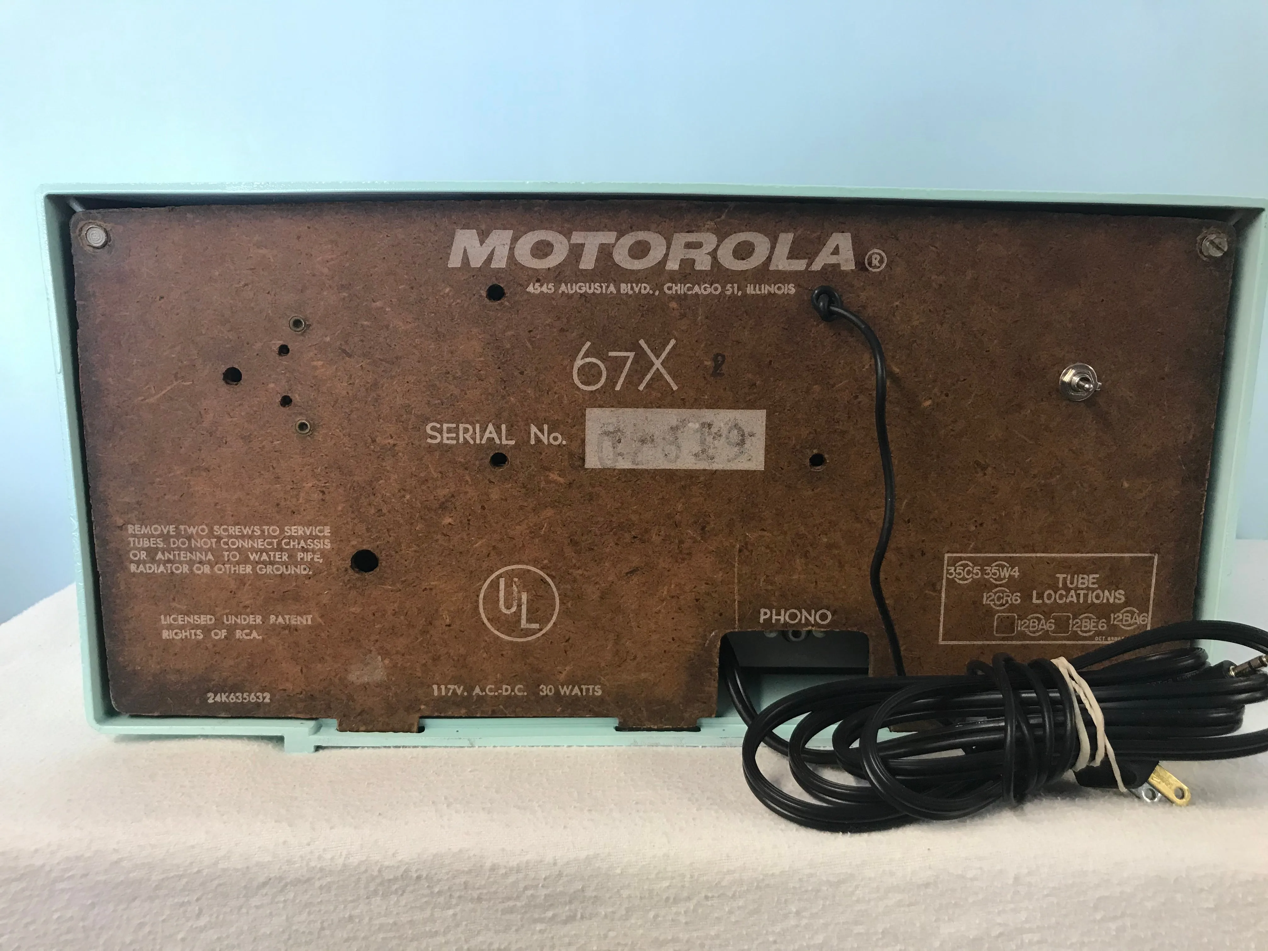 Motorola 67X Tube Radio With Bluetooth input.