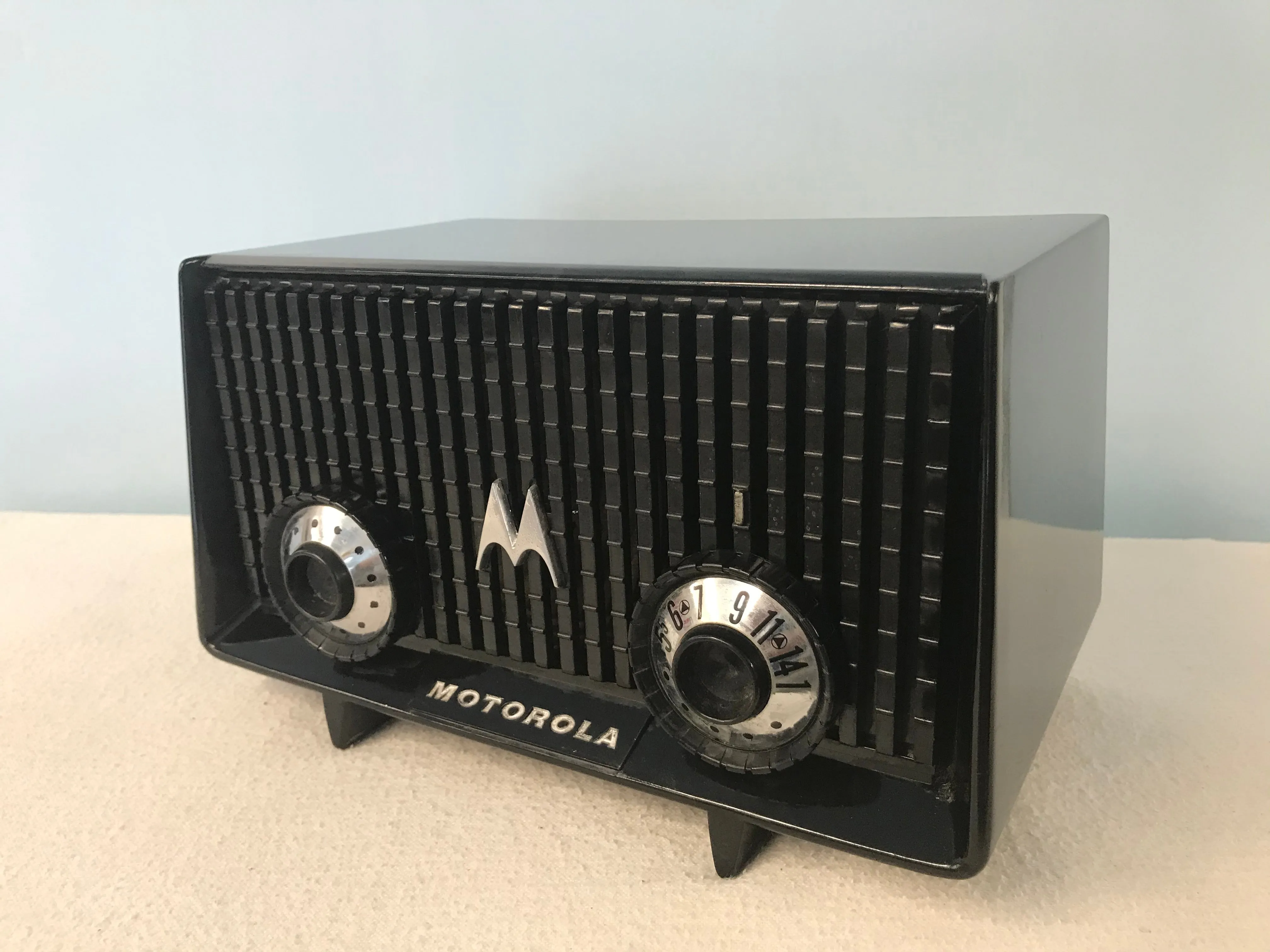 Motorola MK-56R Tube Radio With Bluetooth input.