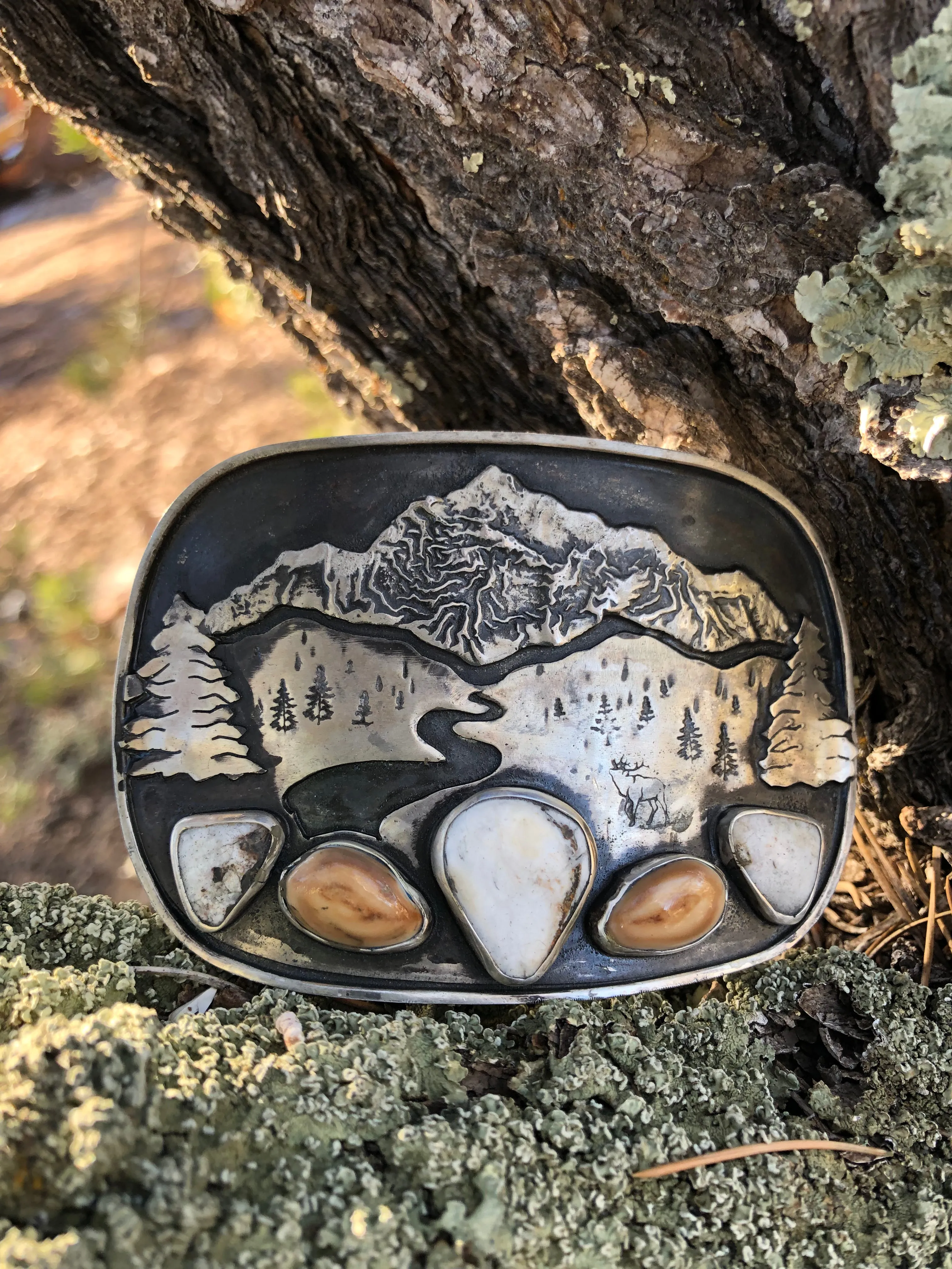 ‘Mountain Boulders’ Belt Buckle