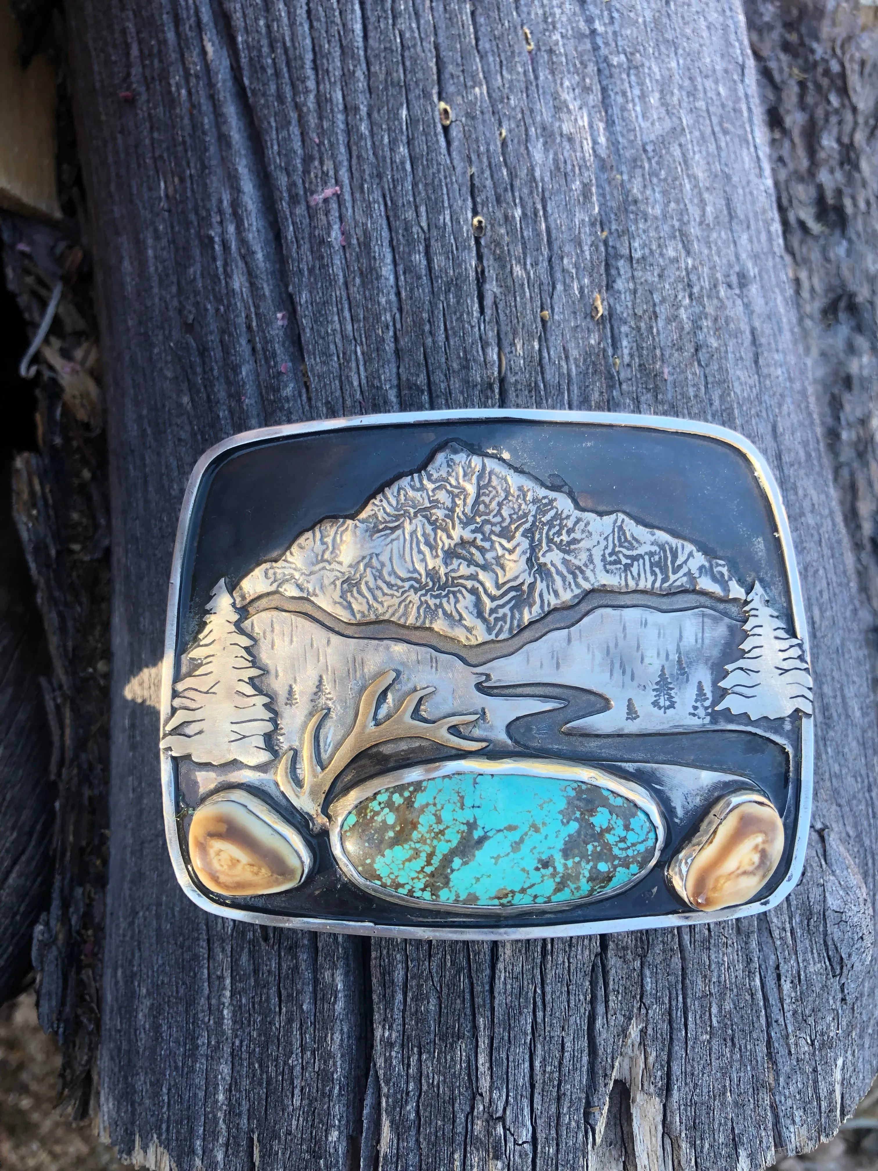 ‘Mountain Boulders’ Belt Buckle