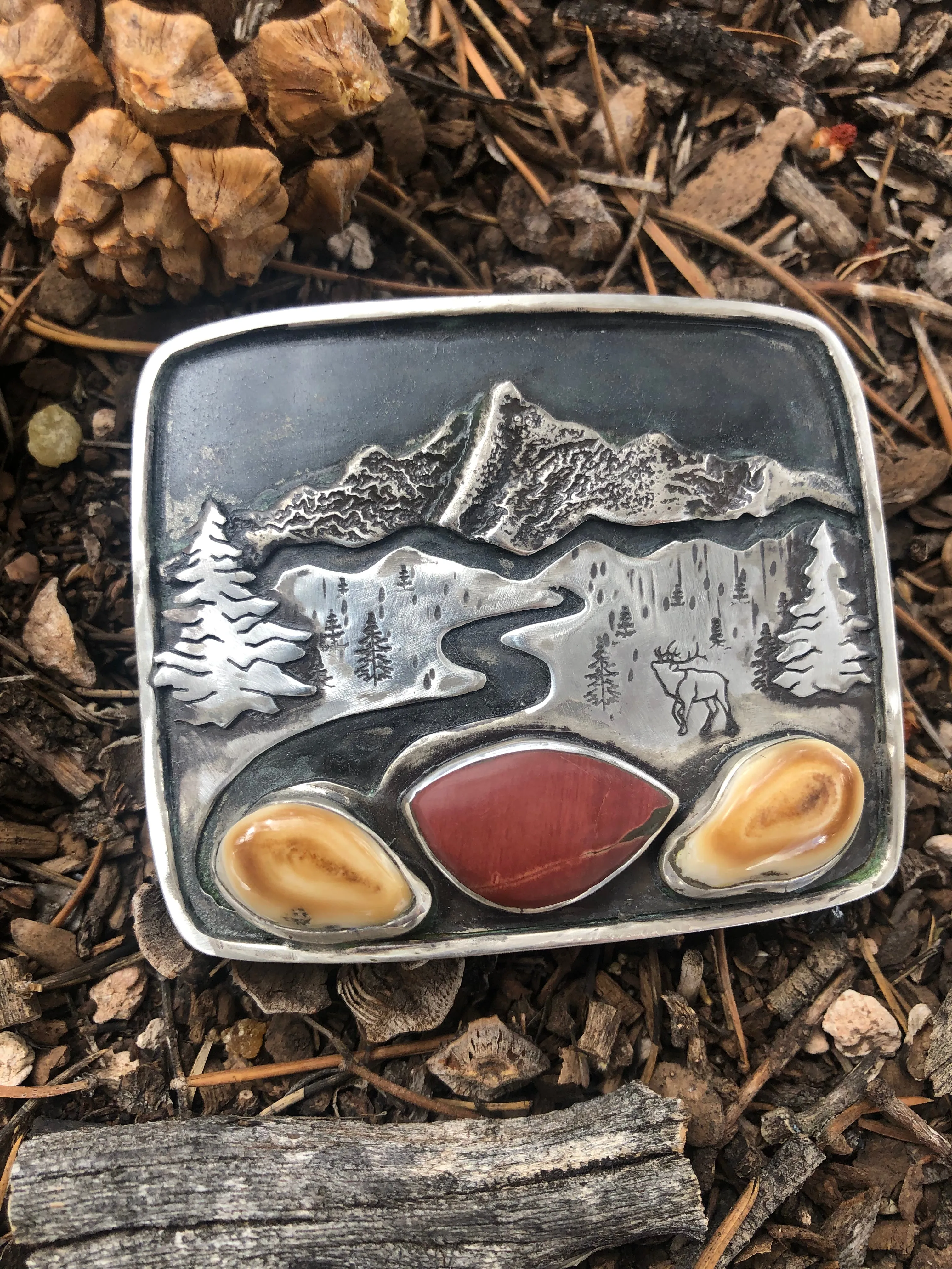 ‘Mountain Boulders’ Belt Buckle