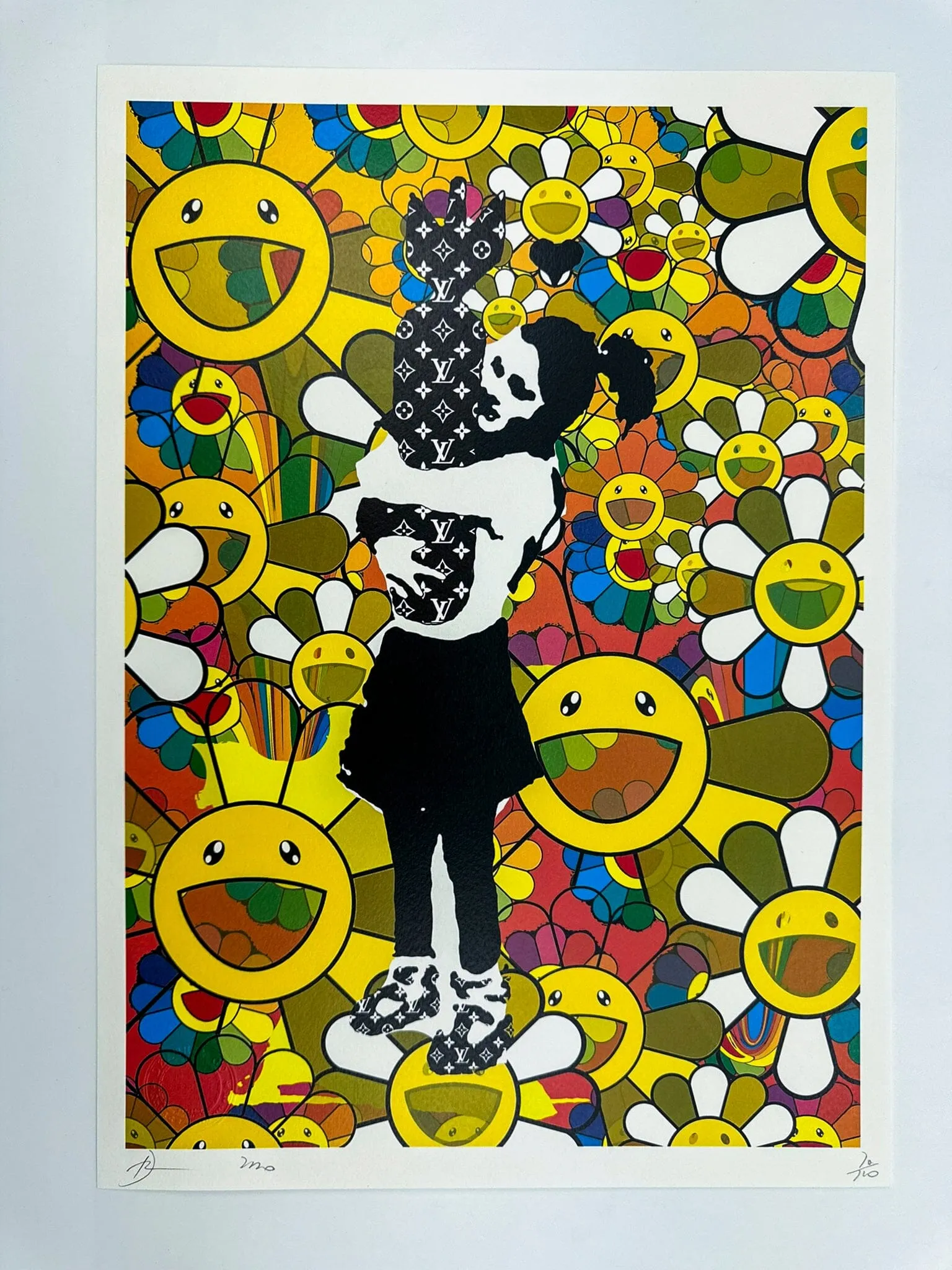 Murakami Bomb Hugger