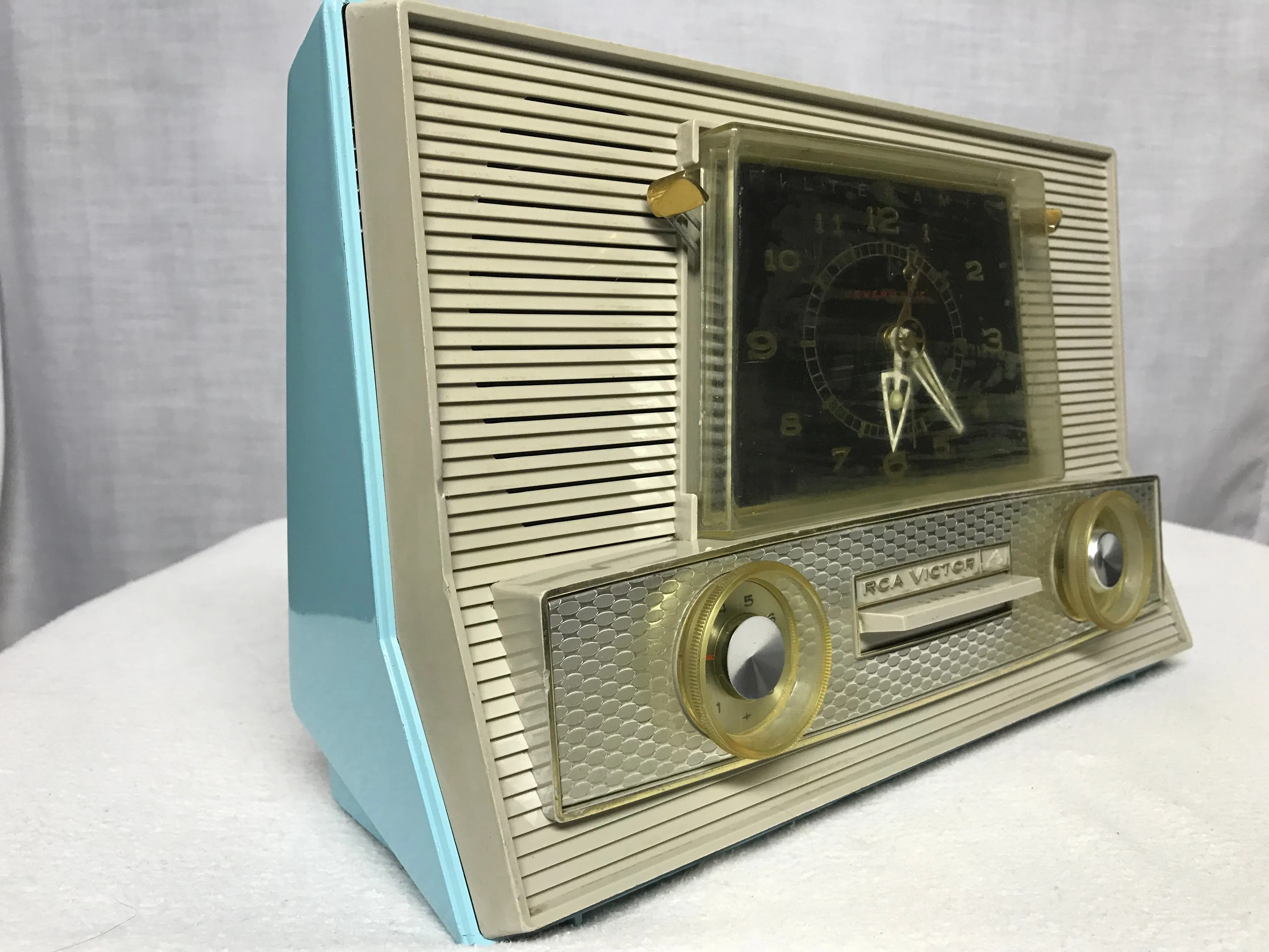 RCA Victor Tube Radio With Bluetooth input.