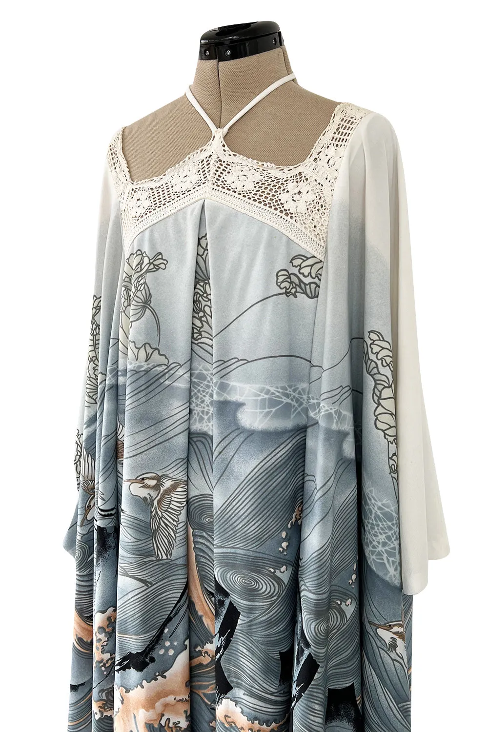 Spectacular 1970s Jean Varon Crane Print Jersey Caftan Dress w Hand Crocheted Collar