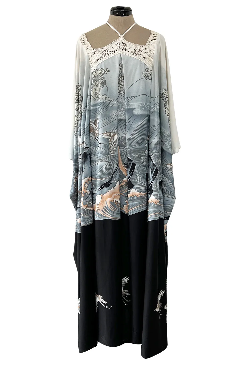 Spectacular 1970s Jean Varon Crane Print Jersey Caftan Dress w Hand Crocheted Collar