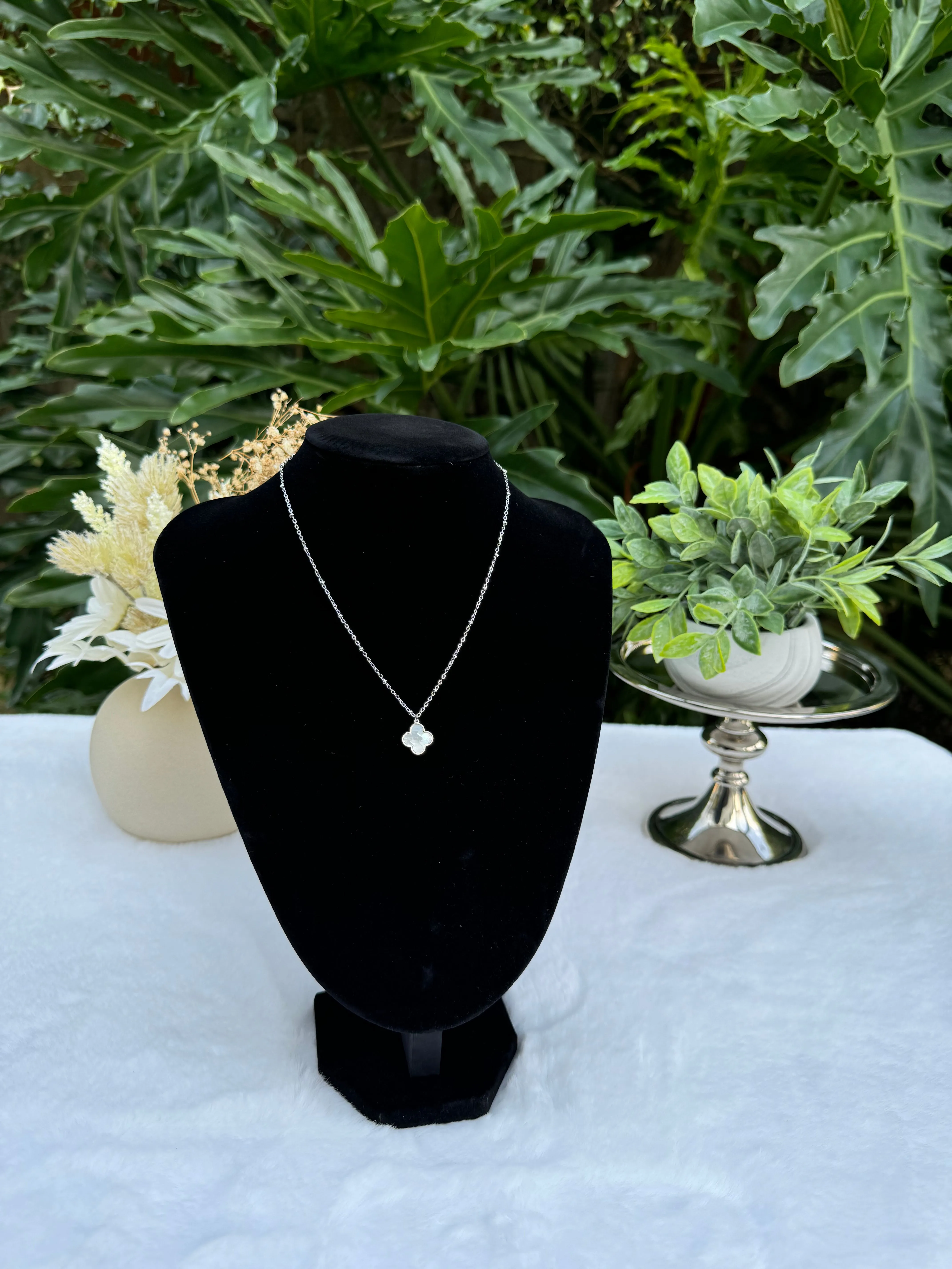 Stainless steel clover necklace
