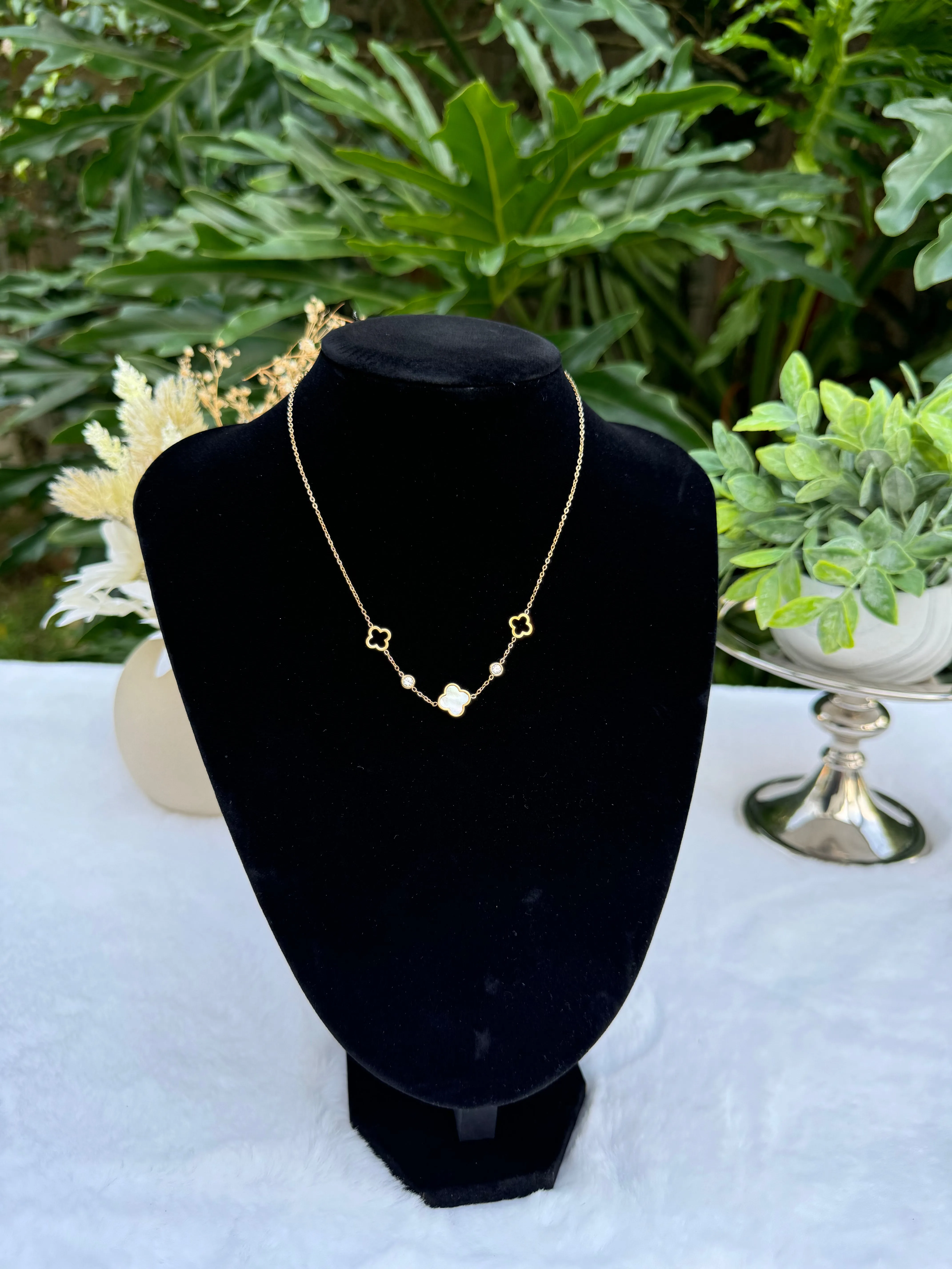 Stainless steel clover necklace
