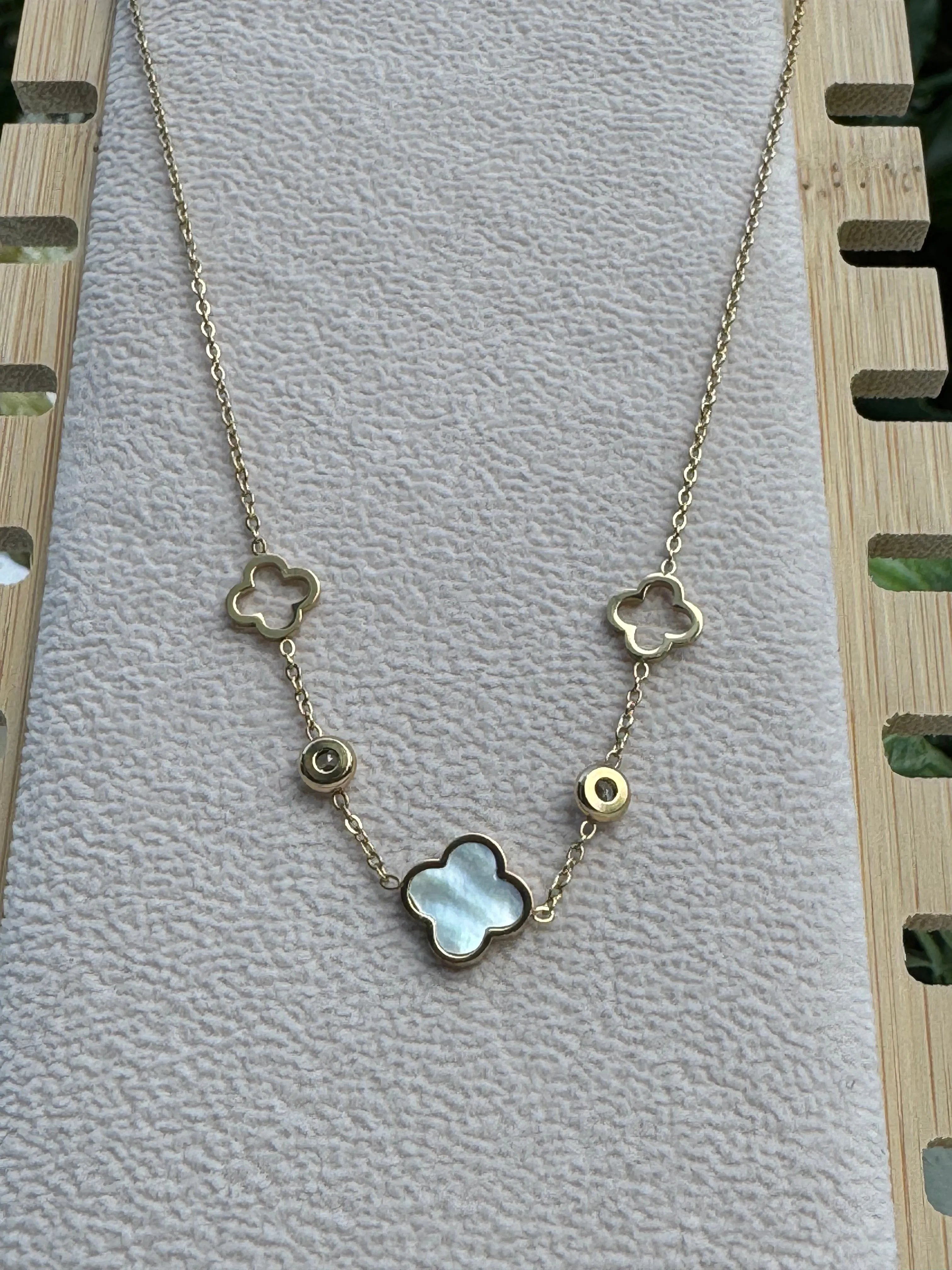 Stainless steel clover necklace