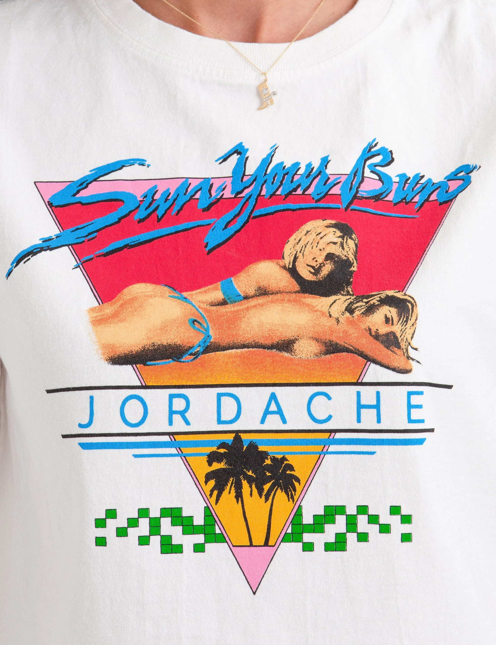 SUN YOUR BUNS CROPPED T-SHIRT