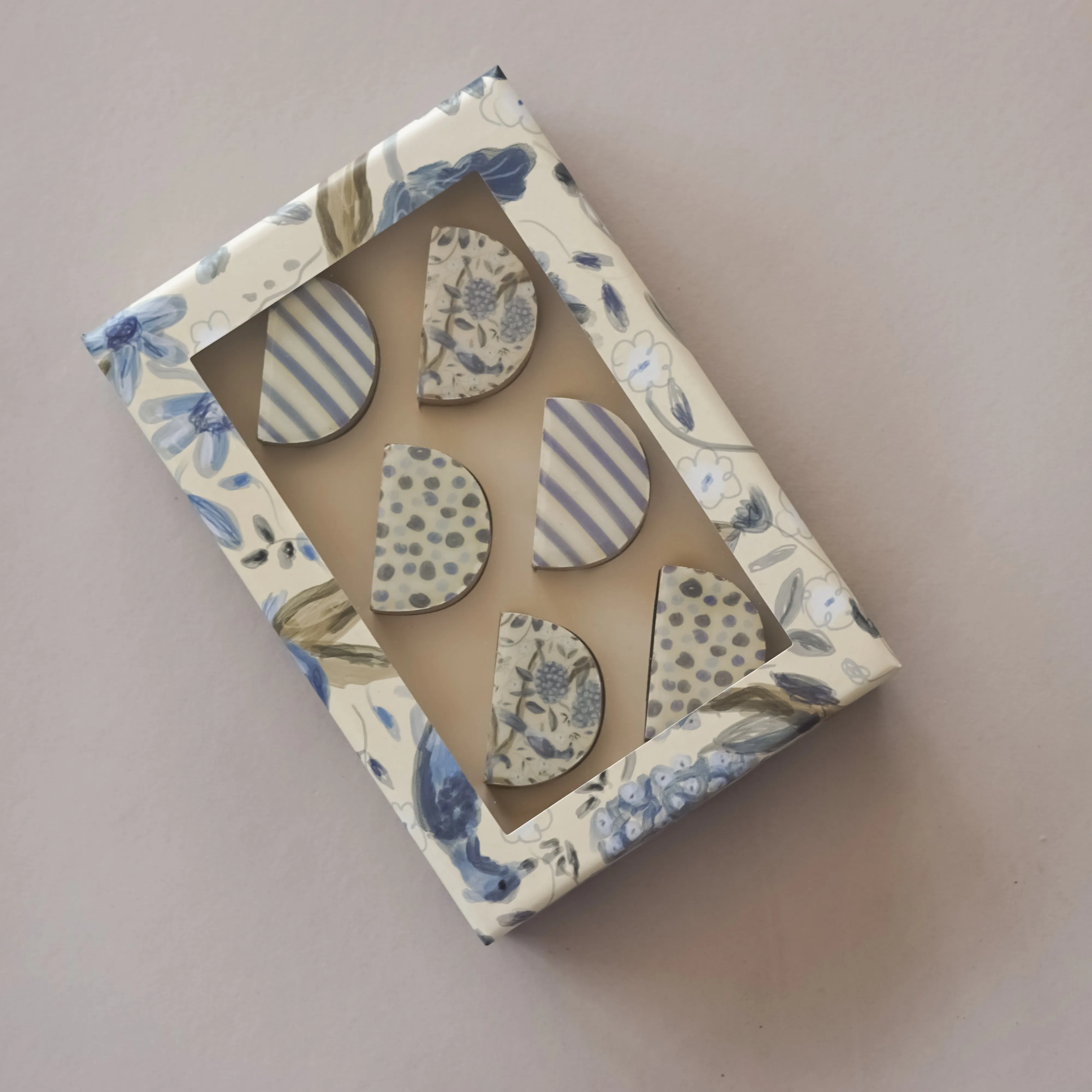 Toile Enamel Place Card Holders | Set of 6
