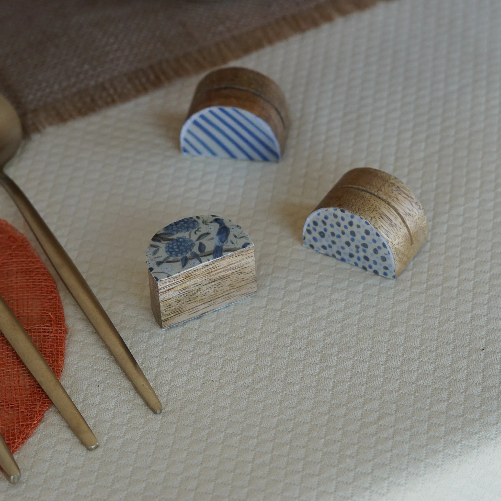 Toile Enamel Place Card Holders | Set of 6