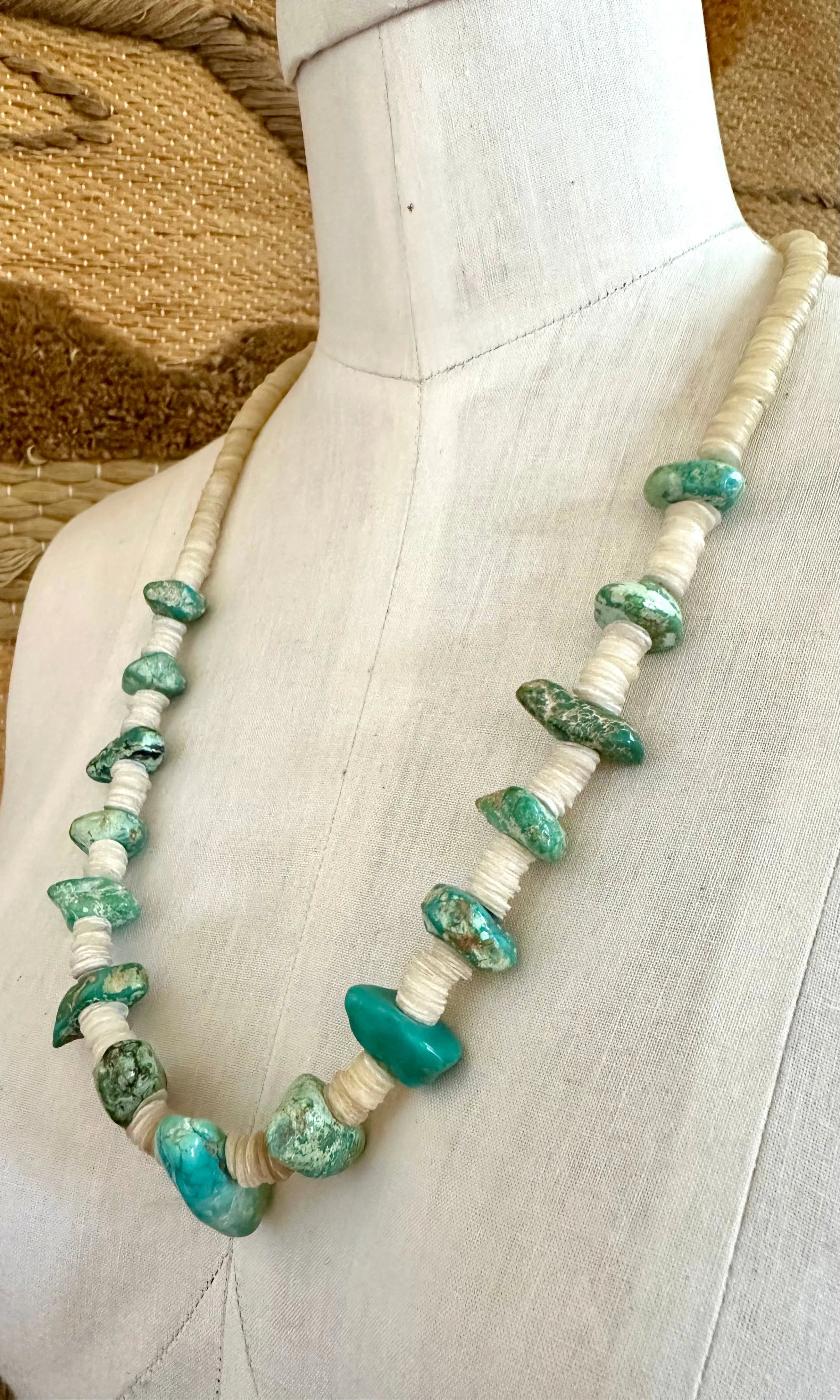 TURQUOISE ROCKS Vintage Necklace • 72g