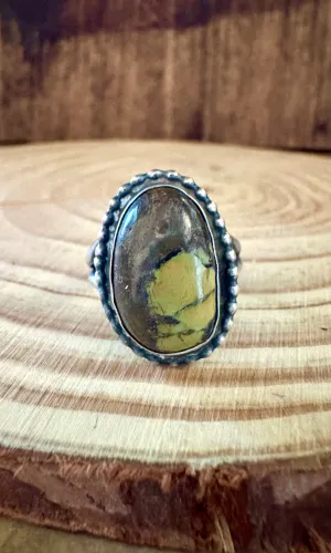 VINTAGE JURRASIC PARK Sterling Silver and Turquoise Ring • Size 8 1/2