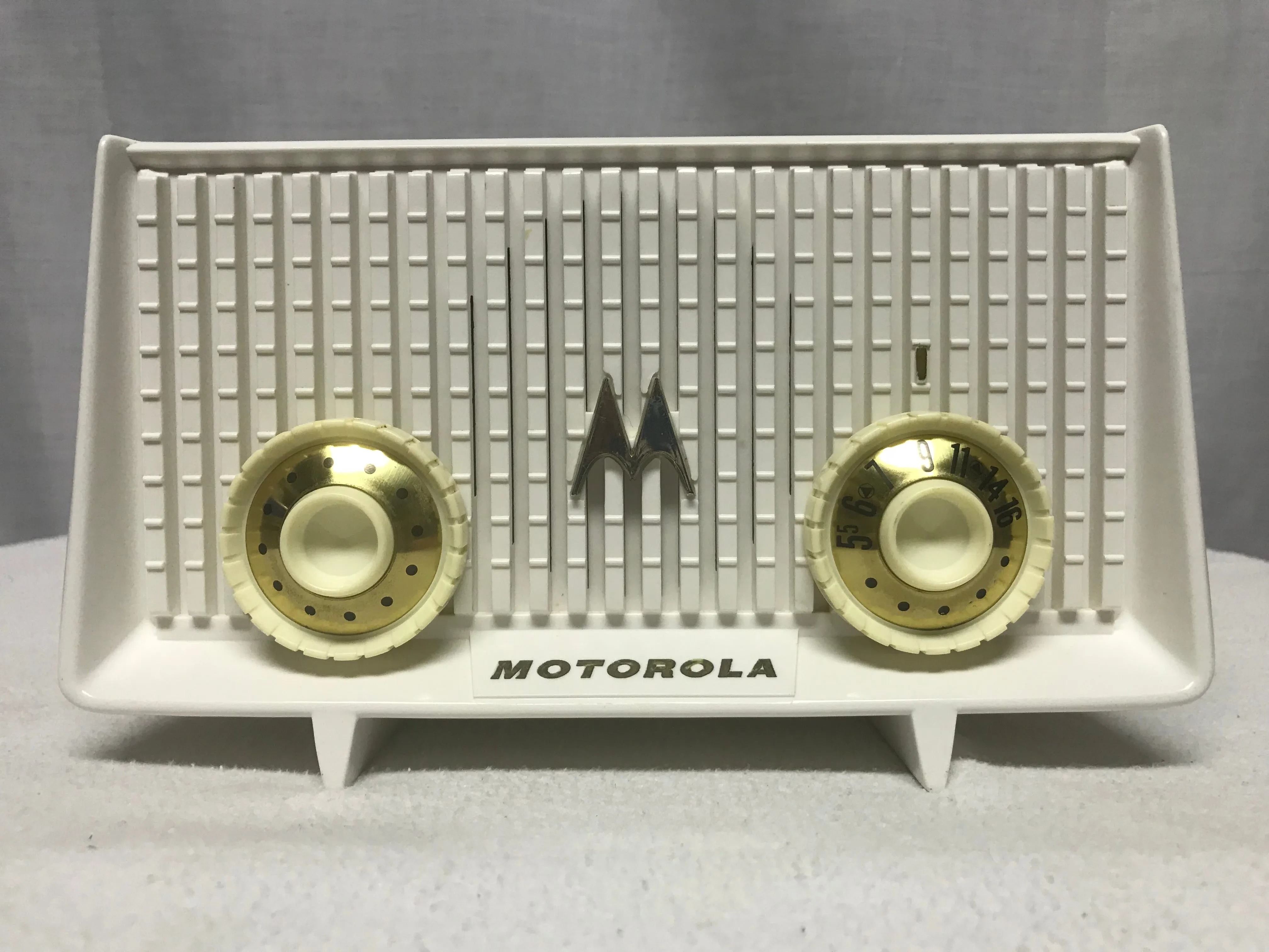 Vintage Motorola MK-56R Radio With Bluetooth input.