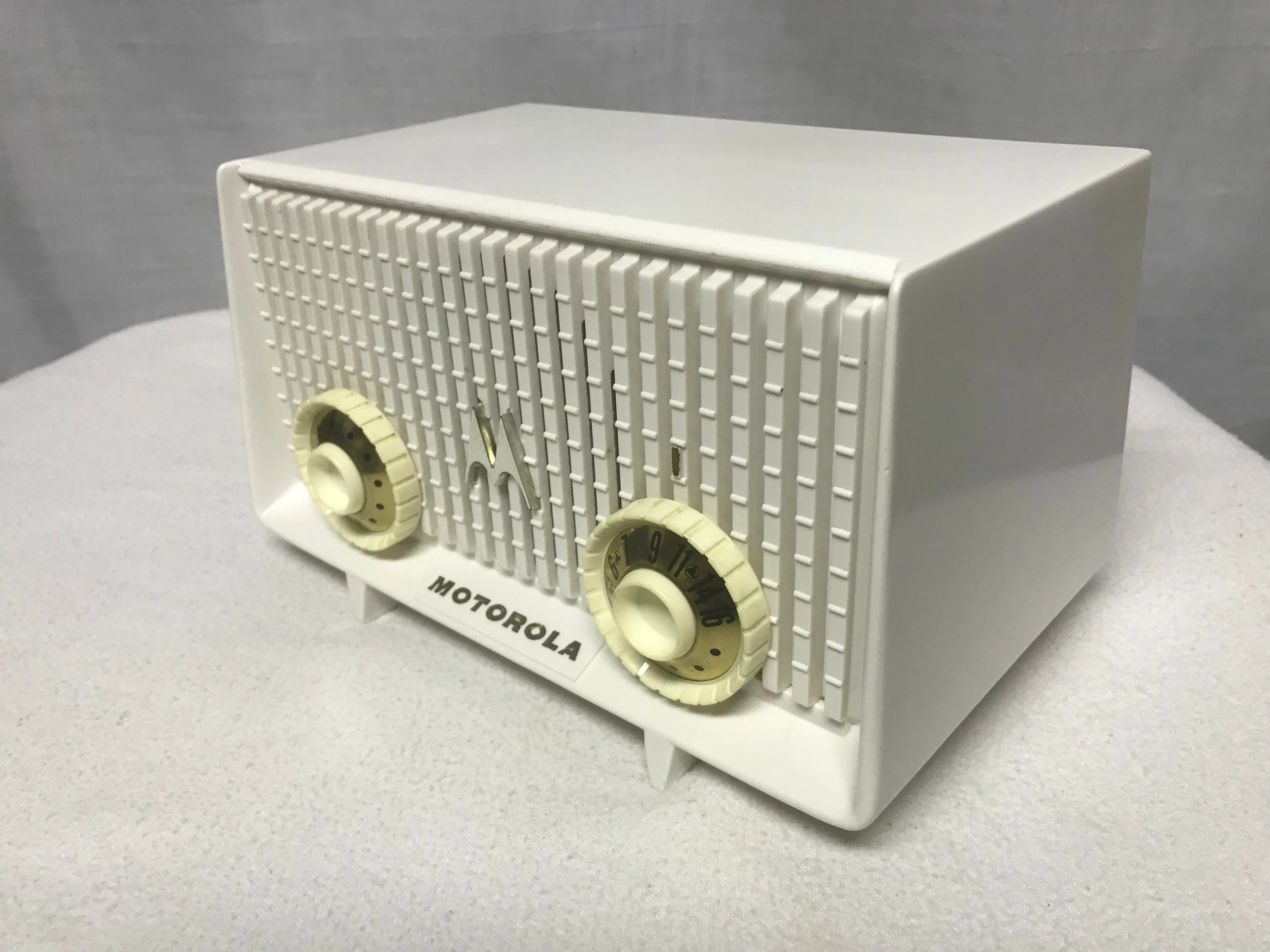 Vintage Motorola MK-56R Radio With Bluetooth input.